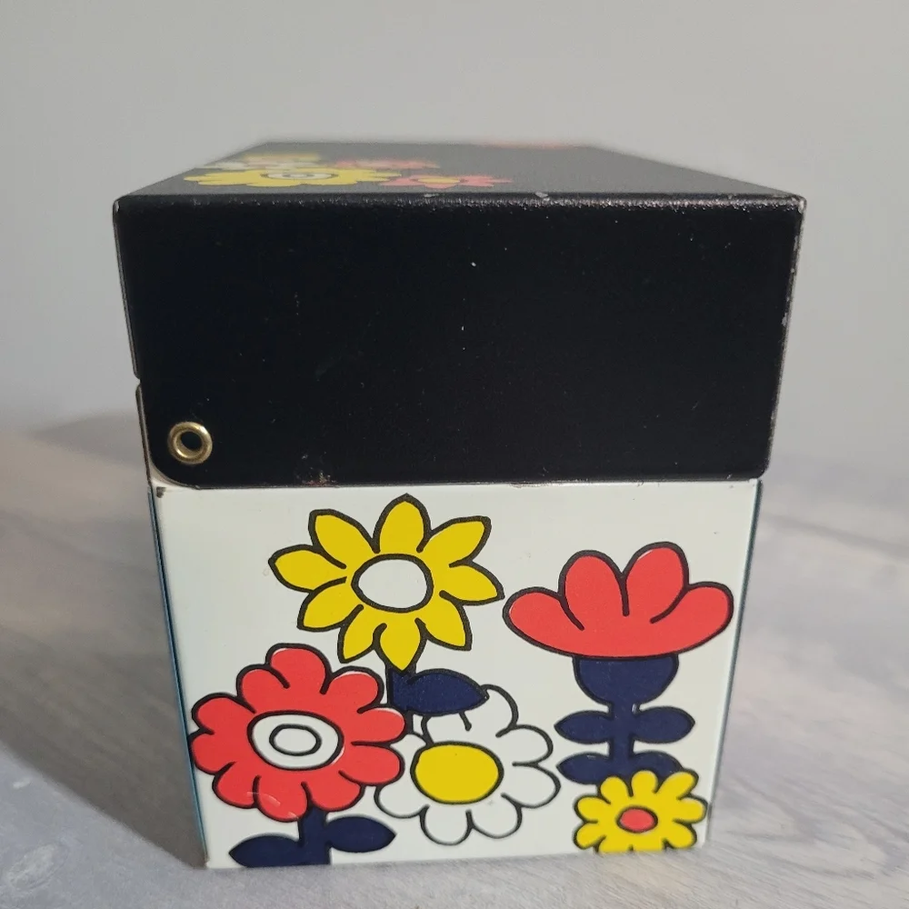 Vintage 70s Original Ohio Art Groovy Floral Print Recipe Card File Box